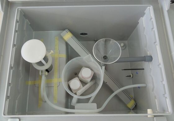 Laboratorium PV zoutsproei tester zoutsproei corrosie testkamer machine fotovoltaïsche module zoutsproei veroudering testapparatuur